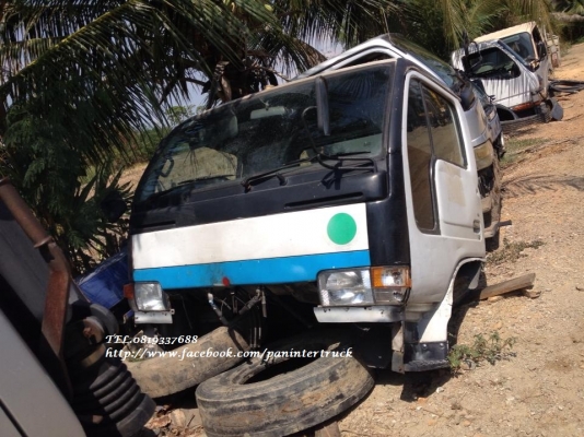 FROM JAPAN หัวเก๋งรถบรรทุก6ล้อกลาง CABIN NISSAN PU41T4 (รุ่นยกหัวได้ขนาด 110-115 แรงม้า) ราคาเพียง 19,500 บาท สนใจรีบติดต่อ 0819337688