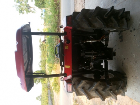 รถแทรกเตอร์ยันม่าร์