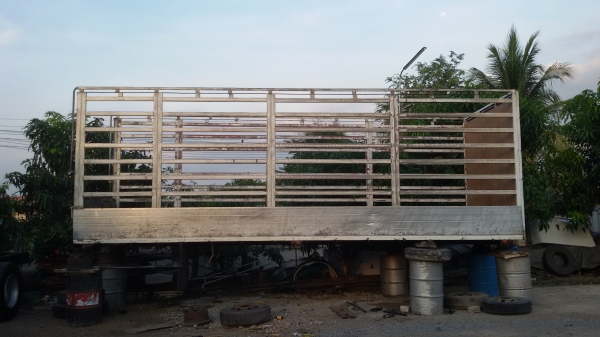 .กะบะ.เหล็ก.แผ่นข้างปีเนียม..สภาพสวย.ราคา.45,000