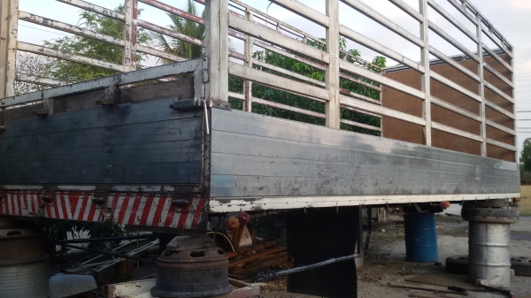 .กะบะ.เหล็ก.แผ่นข้างปีเนียม..สภาพสวย.ราคา.45,000