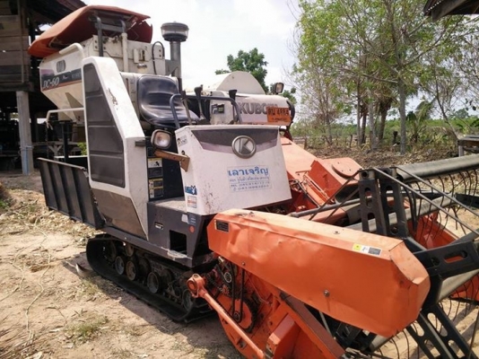 (((ด่วน!!!))) Kubota dc60plus+ รุ่นปี54 ราคา 259,000 บาท (((ด่วน!!!))) Kubota dc60plus+ รุ่นปี54 ราคา 259,000 บาท