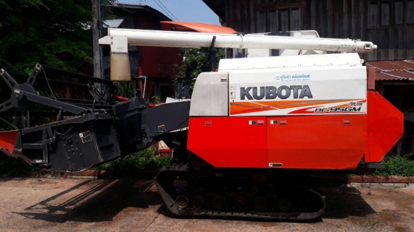 ขายรถเกี่ยวข้าว  คูโบต้า  DC 95  PLUS  ปี 55  ราคา 545,000