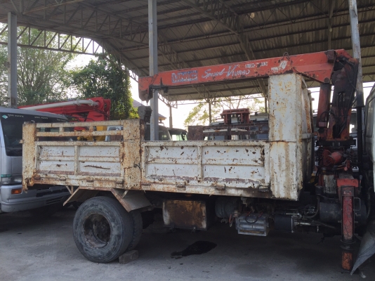 รถดั้มพ์ 6 ล้อ ดั้มพ์ยาว 4.50 เมตร เครน 2.5 ตัน เครื่อง 170 แรง