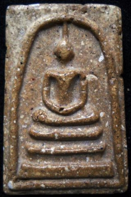 สมเด็จวัดระฆังพิมพ์ใหญ่สวยๆ K01 ครบถ้วนเม็ดเต็ม โดนใจ