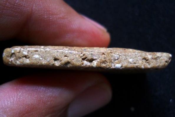 สมเด็จวัดระฆังพิมพ์ใหญ่สวยๆ K01 ครบถ้วนเม็ดเต็ม โดนใจ