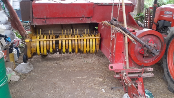 รถอัดฟาง 267 นิวฮอนแลน พร้อมใช้ขายตามสภาพ ต่อรองได้ครับ