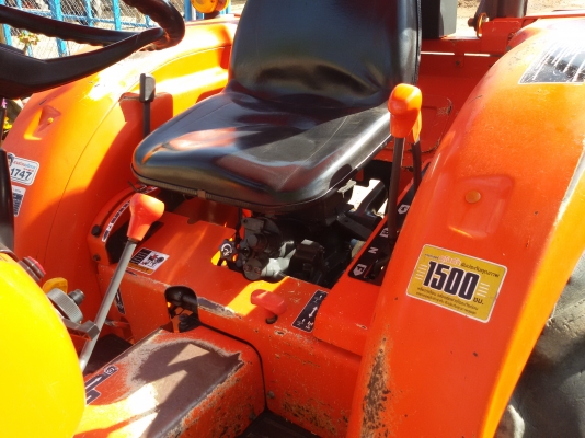 ปัญญาแทรคเตอร์..จัดมาให้ครับ ด่วน!!!คูโบต้า L3608 ตัวเปล่า รถไร่สีเดิมๆ