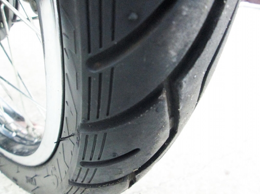 (โอนฟรี) ขาย Yamaha Spark 115 I ปี 2015 สตาร์ทมือ ไมล์แท้ 5667 กม เครื่องหัวฉีดประหยัดน้ำมันขั้นเทพ  รถเกียร์ 4 จังวังหวะ สีขาว น้ำเงิน