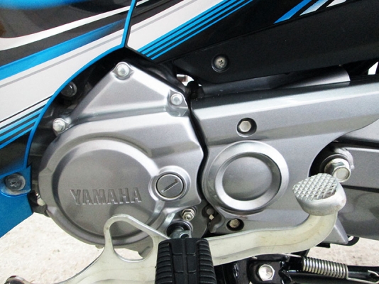 (โอนฟรี) ขาย Yamaha Spark 115 I ปี 2015 สตาร์ทมือ ไมล์แท้ 5667 กม เครื่องหัวฉีดประหยัดน้ำมันขั้นเทพ  รถเกียร์ 4 จังวังหวะ สีขาว น้ำเงิน