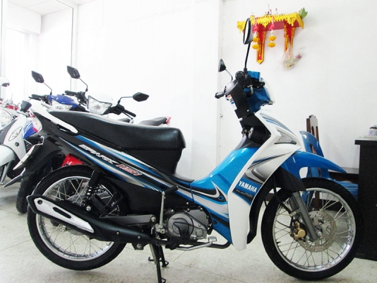 (โอนฟรี) ขาย Yamaha Spark 115 I ปี 2015 สตาร์ทมือ ไมล์แท้ 5667 กม เครื่องหัวฉีดประหยัดน้ำมันขั้นเทพ  รถเกียร์ 4 จังวังหวะ สีขาว น้ำเงิน