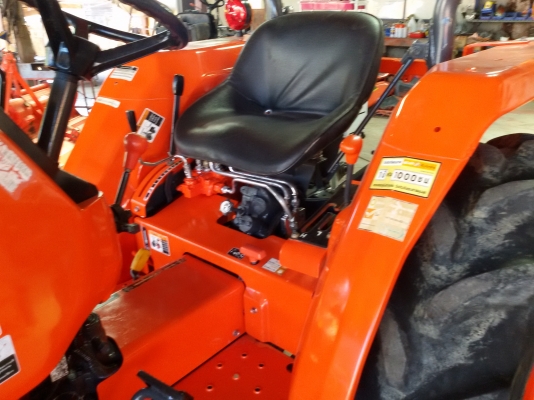 ปัญญาแทรคเตอร์..จัดมาให้ครับ ด่วน!!!คูโบต้า L3408  พร้อมใบมีดคานล่าง เล่มทะเบียนพร้อมจัดส่ง อ.เมือง จ.แพร่