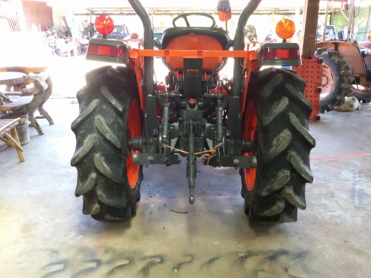 ปัญญาแทรคเตอร์..จัดมาให้ครับ ด่วน!!!คูโบต้า L3408  พร้อมใบมีดคานล่าง เล่มทะเบียนพร้อมจัดส่ง อ.เมือง จ.แพร่