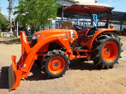ปัญญาแทรคเตอร์..จัดมาให้ครับ ด่วน!!!คูโบต้า L4708 พร้อมใบมีดคานบน SD181ยางใหม่4เส้นจัดส่ง อ.เวียงชัย จ.เชียงราย