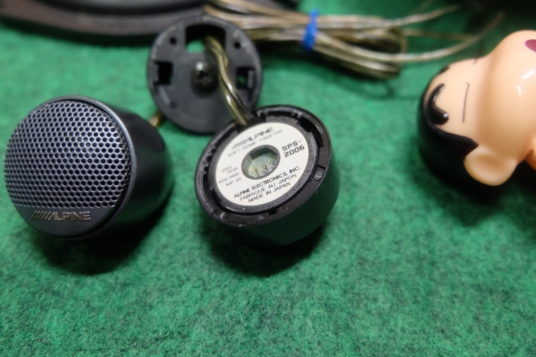 ชุดลำโพงหน้า Alpine ตระกูล DDDrive รุ่น DDC-175B ลำโพงเสียงกลางขนาด 6.5" กรวยกระดาษ