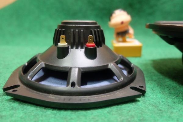 ชุดลำโพงหน้า Alpine ตระกูล DDDrive รุ่น DDC-175B ลำโพงเสียงกลางขนาด 6.5" กรวยกระดาษ