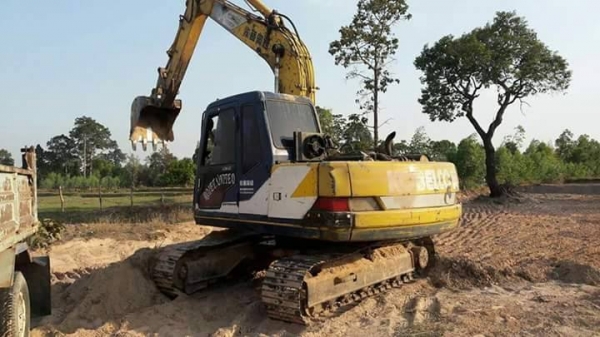 ขายแบคโค SK120-3 มาร์คที ไฟฟ้าครบ แอร์เย็น เอกสารใบอินวอย สนใจโทร 090-8588220คุณนะ 093-3258446คุณบิว หรือเข้าดูสินค้าอื่นๆได้ที่ www.narong2truck.com หรือ www.truck.in.th/498 หรือเพจFacebook ณรงค์ ซื้อขายรถมือสอง (เว็บไซต์ส่วนตัว) หรือFacebook คุณนะ รถบรร