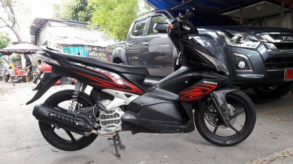 ขายลูกเดียว air blade110 ปี2551 พร้อมใช้งานคับ