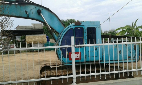 ขายรถแบคโค โกเบ SK200-2 มาร์คทู 200 วางหัวเก๋งซัมซุง ช่วงล่างเช็คใหม่ สภาพพร้อมใช้งาน สนใจโทร 090-8588220คุณนะ 093-3258446คุณบิว หรือเข้าดูสินค้าอื่นๆได้ที่ www.narong2truck.com หรือ www.truck.in.th/498 หรือเพจFacebook ณรงค์ ซื้อขายรถมือสอง (เว็บไซต์ส่วนต ขายรถแบคโค โกเบ SK200-2 มาร์คทู 200 วางหัวเก๋งซัมซุง ช่วงล่างเช็คใหม่ สภาพพร้อมใช้งาน สนใจโทร 090-8588220คุณนะ 093-3258446คุณบิว หรือเข้าดูสินค้าอื่นๆได้ที่ www.narong2truck.com หรือ www.truck.in.th/498 หรือเพจFacebook ณรงค์ ซื้อขายรถมือสอง (เว็บไซต์ส่วนต