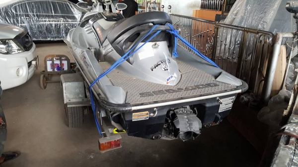 เรือไบไลน์เนอร์F21เครื่อง 5000 แถม เจ็ท 255 ซีโด้ มัดรวม 600,000