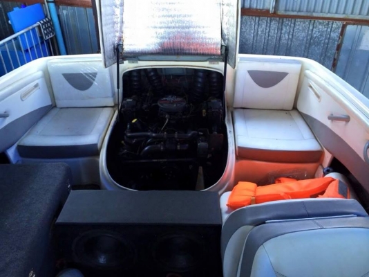 เรือไบไลน์เนอร์F21เครื่อง 5000 แถม เจ็ท 255 ซีโด้ มัดรวม 600,000