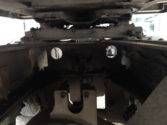 รถอิซูซุ 10 ล้อ หัวลาก 270 แรงม้า  ปี 48. , ( ขาย แม่ , ลูก )  / ( มี ขาย 2 หัว. )      สนใจติดต่อ  081 - 6079515