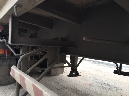 รถอิซูซุ 10 ล้อ หัวลาก 270 แรงม้า  ปี 48. , ( ขาย แม่ , ลูก )  / ( มี ขาย 2 หัว. )      สนใจติดต่อ  081 - 6079515