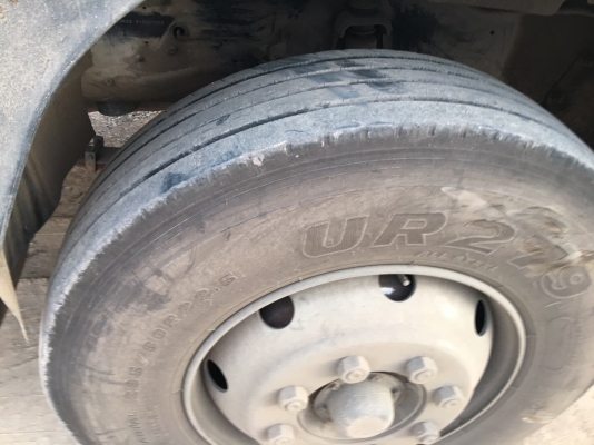 รถอิซูซุ 10 ล้อ หัวลาก 270 แรงม้า  ปี 48. , ( ขาย แม่ , ลูก )  / ( มี ขาย 2 หัว. )      สนใจติดต่อ  081 - 6079515