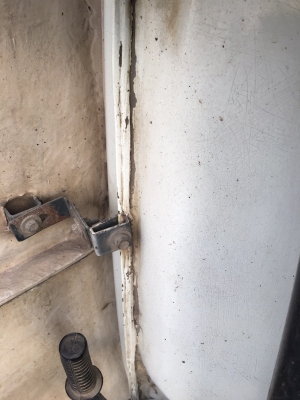 รถอีซูซุ 10 ล้อ หัวลาก 270 แรงม้า  ปี 48. , ( ขาย แม่ , ลูก )  ,  ( มี ขาย 2 หัว. )     สนใจติดต่อ  081 - 6079515