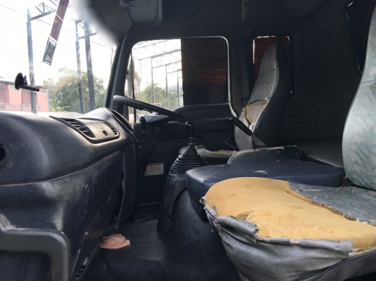 รถอีซูซุ 10 ล้อ หัวลาก 270 แรงม้า  ปี 48. , ( ขาย แม่ , ลูก )  ,  ( มี ขาย 2 หัว. )     สนใจติดต่อ  081 - 6079515