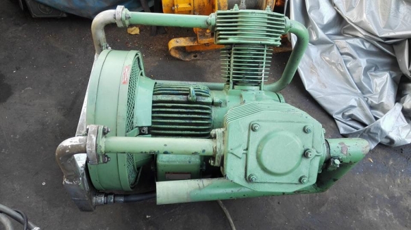 หัวปั้มลมชนตรงมอเตอร์ MAHLE(มาเล่) Made in Germany 7.5 HP 380V หัวลมคุณภาพสูงจากประเทศเยอรมันแบบชนตรง!!