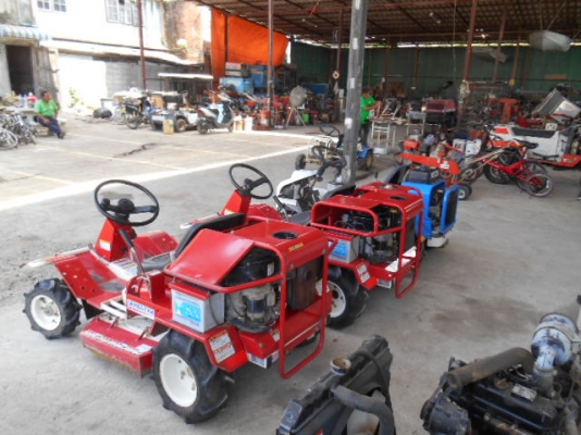 ขายรถตัดหญ้า พร้อมใช้งาน