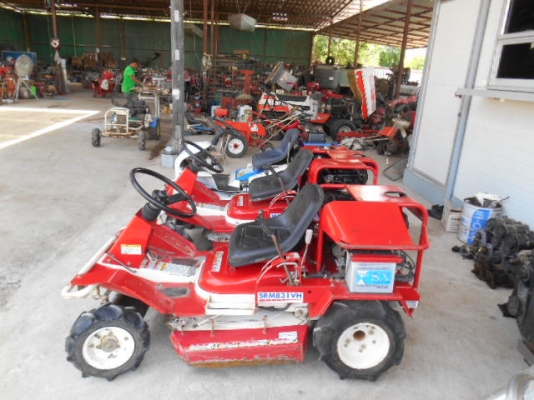 ขายรถตัดหญ้า พร้อมใช้งาน