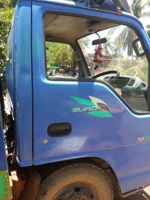 รถฝากขายรถ6ล้อ ปี53 NHS 4WD เครื่อง4jb1เกียร์โฟร์ยิงไฟฟ้ามีเกียร์โลว์-ไฮ