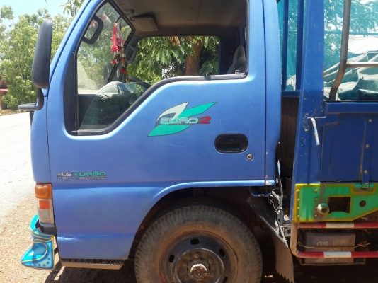 รถฝากขายรถ6ล้อ ปี53 NHS 4WD เครื่อง4jb1เกียร์โฟร์ยิงไฟฟ้ามีเกียร์โลว์-ไฮ