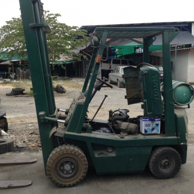 โฟล์คลิฟ โตโยต้า 1.5ตัน รุ่น 3 เสา 4.5 เมตร