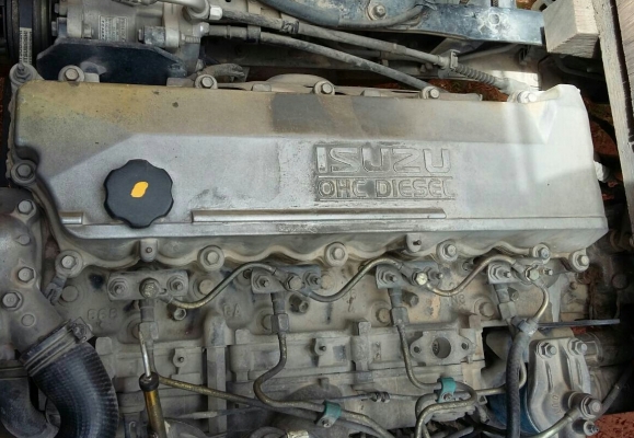 หกล้อ อีซูชุ NPR120ปี40ช่วงยาว5ม สภาพดีเดิมๆสวยพร้อมใช้ ทะเบียนพร้อมโอน