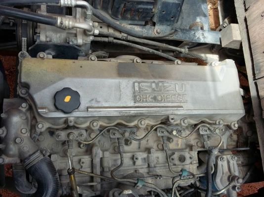 หกล้อ อีซูชุ NPR120ปี40ช่วงยาว5ม สภาพดีเดิมๆสวยพร้อมใช้ ทะเบียนพร้อมโอน