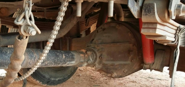 หกล้อ อีซูชุ NPR120ปี40ช่วงยาว5ม สภาพดีเดิมๆสวยพร้อมใช้ ทะเบียนพร้อมโอน