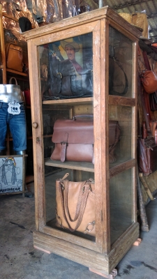 ตู้โชว์ไม้สักแท้ๆ