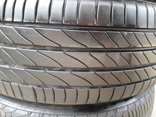 ล้อขอบ 15 5รู พร้อมยางปี 13 ชุดล่ะ 4000