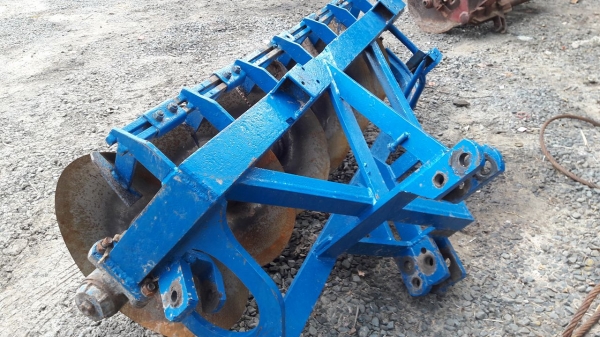 ผาน6*26 รถไถฟอด