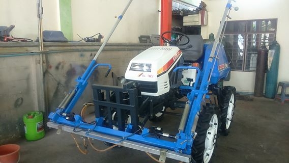 รถฉีดยาถัง400ลิตรเครื่องเบนซิล เก่าญี่ปุ่นเก็บงานเเล้วพร้อมใช้