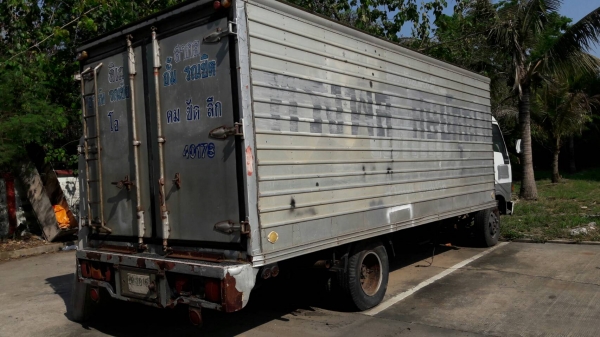 รถบรรทุก 6 ล้อใหญ่ HINO รุ่นKM350 ตู้แห้ง ปี 21 เครื่อง 120 แรง ราคา 168,000 บ.รถอยู่สายใหม กทม.