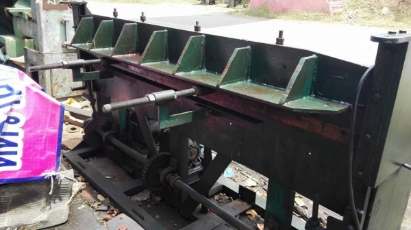 ** ยกแล้วครับ!! **กรรไกรซอยเหล็กแผ่น หน้ากว้าง 6 ฟุต 180 cm ไฟ 380V ตัดเหล็ก/สังสีได้ สภาพดีพร้อมใช้งาน!!