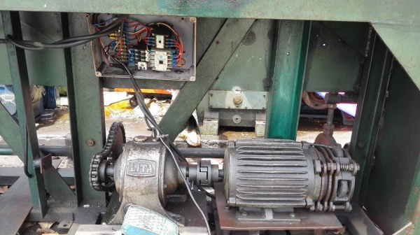 ** ยกแล้วครับ!! **กรรไกรซอยเหล็กแผ่น หน้ากว้าง 6 ฟุต 180 cm ไฟ 380V ตัดเหล็ก/สังสีได้ สภาพดีพร้อมใช้งาน!!