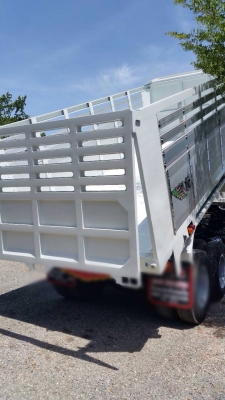 ขายรถบรรทุกสิบล้อดัมพ์ ISUZU เครื่อง 300 แรง 2 เพลา ปี 56 ไมล์ 87,xxx กระบะดัมพ์มิเนียม รถสวยพร้อมใช่งาน