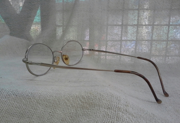 แว่นสายตายาวแบรนด์สุดหรู  อาร์ตสุด ๆ  Vintage GUCCI handmade in Italy