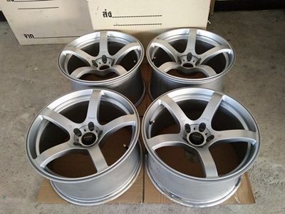 ขายล้อ โปร์ไดร์   18'' หน้า9.5  หลัง10.5    7,000  บาท