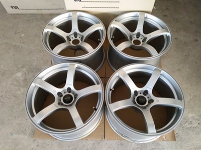 ขายล้อ โปร์ไดร์   18'' หน้า9.5  หลัง10.5    7,000  บาท