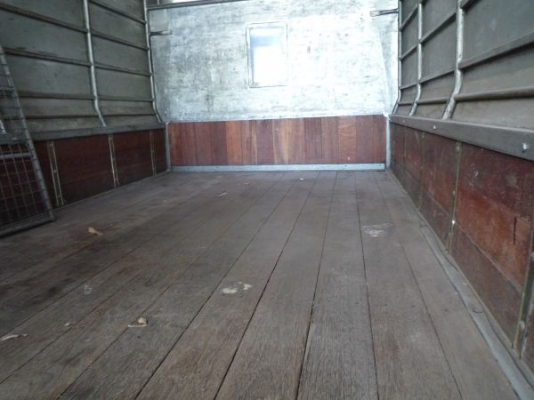 แหนบหน้า - หลัง ป้ายเล็ก 100 แรง แหนบหน้า - หลัง ป้ายเล็ก 100 แรง